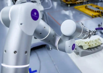 GE Healthcare Launches First Lights-Out CT Detector Line in Beijing