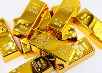 Gold Near USD 4,700 as Central Banks Diverge on Purchases
