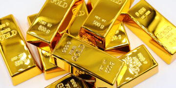 Gold Near USD 4,700 as Central Banks Diverge on Purchases