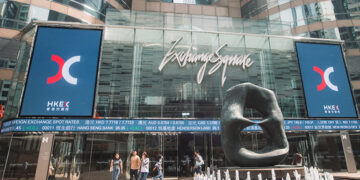 Hong Kong IPO Pipeline Surges Past 500 Amid Sponsor Shortage