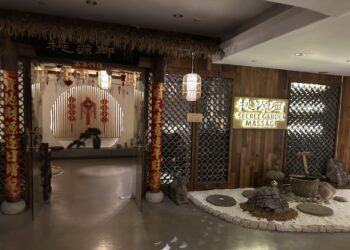 International Visitors Seek Chinese Bathhouse Experiences