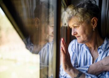 Loneliness Might Delay Healing, New Research Suggests