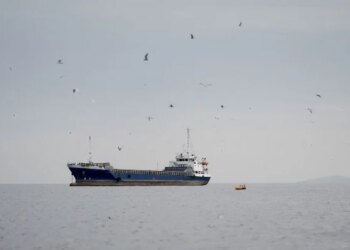 Security Firm Warns of Scam Messages Promising Safe Passage Through Hormuz