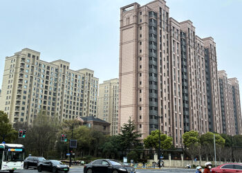 Shanghai's Used Home Sales Surge to 5-Year Peak in March