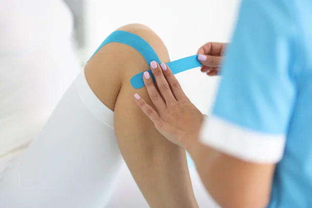 Simple Treatments Often Best for Knee Pain Relief
