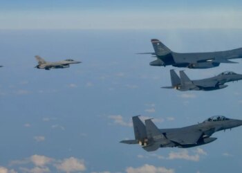 South Korean fighter pilot fined for photos linked to crash