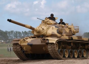 Top 20 Countries with the Largest Combat Tank Fleets

1.  China – 6,800
2.  Russ