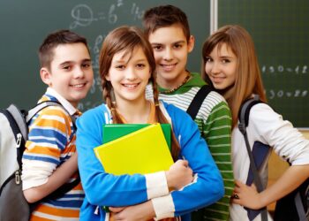 Top 25 Countries with the Most Well-Developed Public Education Systems 

1.  Den