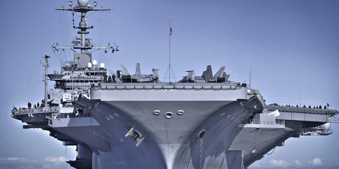 Top 25 Most Powerful Naval Forces in the World

1.  United States Navy
2.  Peopl