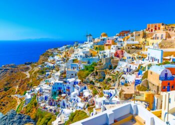 Countries with the Richest Culture & Heritage 

1.  Greece  
2.  Italy  
3.  Spa