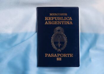 Argentina Passport Power Ranking Since 2006:

2006 ➜  Passport Rank: 25th
2007