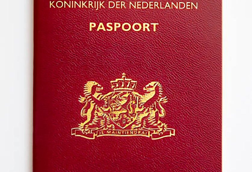 Netherlands Passport Power Ranking Since 2006:

2006 ➜  Passport Rank: 5th
2007