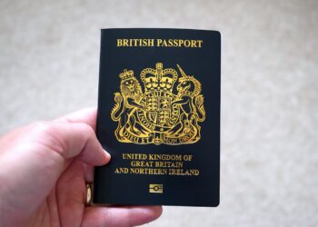 United Kingdom Passport Power Ranking Since 2006:

2006 ➜  Passport Rank: 3rd
2