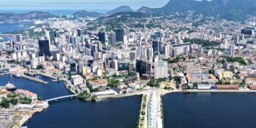 Brazil waives visas for Chinese travelers, boosting flight searches