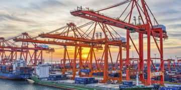 China Hits Record Trade in April Despite Middle East Dip, US and Tech Help