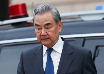 China's Chief Diplomat Urges US and Iran to Find Common Ground