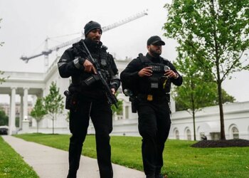 Heavy Police Presence at White House Following Shots Fired Reports