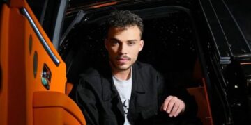 Hossam Siilawy Announces Live Broadcast to Address Controversy