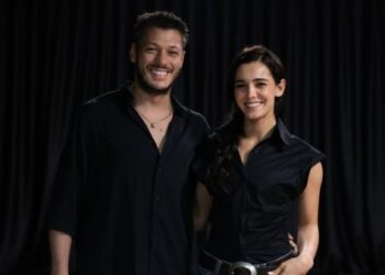 Kubilay Aka and Hafsanur Sancaktutan Reunite as Lovers in Mercan Köşk