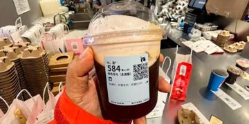 Luckin Coffee Launches Alcoholic Beverages in China to Boost Growth
