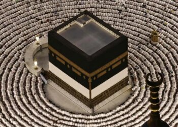 Pilgrims Begin Hajj Amid Uncertain War Outcomes
