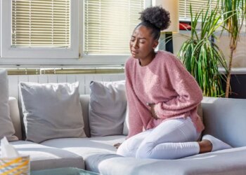 Rectal Bleeding Significantly Increases Colon Cancer Risk by Nearly 9×