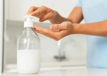 Scientists Uncover Method to Halt Viscous Finger Formation in Fluids