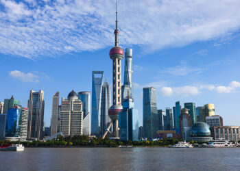 Shanghai Aims for 33% Growth in Service Sector Value by 2030