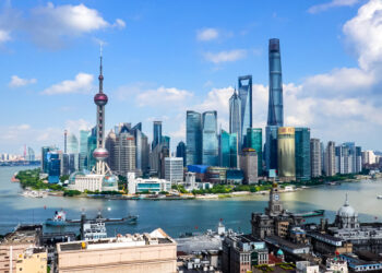 Shanghai to Boost Efforts in Enhancing Business Environment