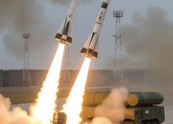 10 Most Powerful Long-Range Missiles in the World (2025) 

1.  Satan II ~ 18,000