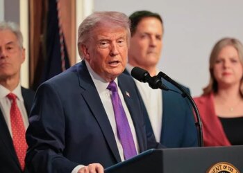 Trump delays Iran strike, optimistic about deal prospects