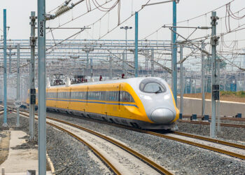 Two High-Speed Rail Lines Near Finish, Cutting Travel Time in Central & West China