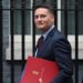 UK Ex-Minister Announces Bid to Replace Starmer as PM